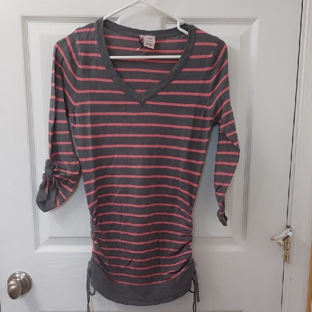 Gray and Pink Striped Women's Maturnity Top. XL
